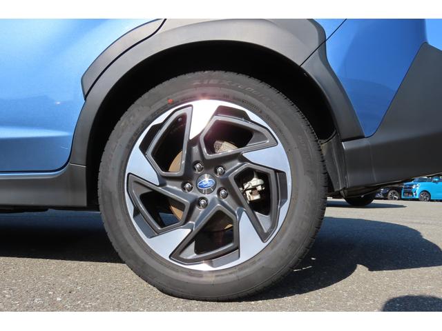 クロストレック リミテッド 弊社元社有車 11.6インチディスプレイ 禁煙車 元試乗車 ルーフレール 新世代アイサイト 11.6インチディスプレイ 運転席・助手席シートヒーター F/S/Rカメラ リヤシートUSBポートあり(14枚目)