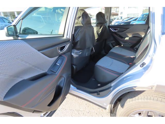 フォレスター X-BREAK EyeSight搭載車 撥水シート ルーフレール F/S/Rカメラ ETC2.0 17インチアルミホイール ドライバーモニタリングシステム 運転席・助手席シートヒーター 後席左右シートヒーター(40枚目)