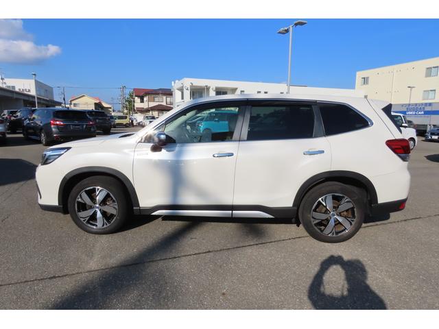 フォレスター Advance EyeSight ダイアトーンビルトインナビ ダイアトーンナビ F/S/Rカメラ ETC2.0 18インチアルミホイール ドライバーモニタリングシステム 運転席・助手席シートヒーター 後席左右シートヒーター(3枚目)