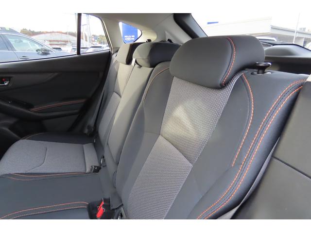 XV 2.0e-L EyeSight XVアイサイト3.0、X-MODE、プリクラッシュブレーキ、歩行者用エアバッグ、ETC2.0、クルーズコントロール、E-BOXER搭載車、左右独立エアコン装備あり、キーレスアップグレードあり(40枚目)