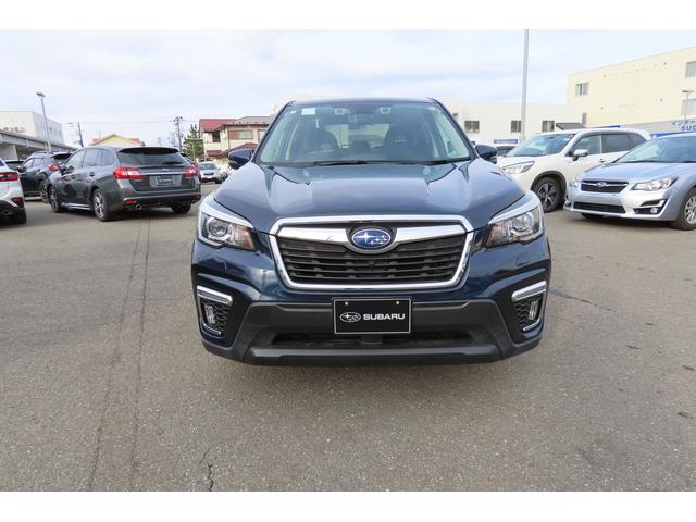 フォレスター Premium EyeSight搭載車 フォレスタープレミアム、スマートリアビューミラー、サイドビューモニター、フロントグリルカメラ、X-MODE、ヒルディセントコントロール、スペアタイヤ、シートヒーター(4枚目)