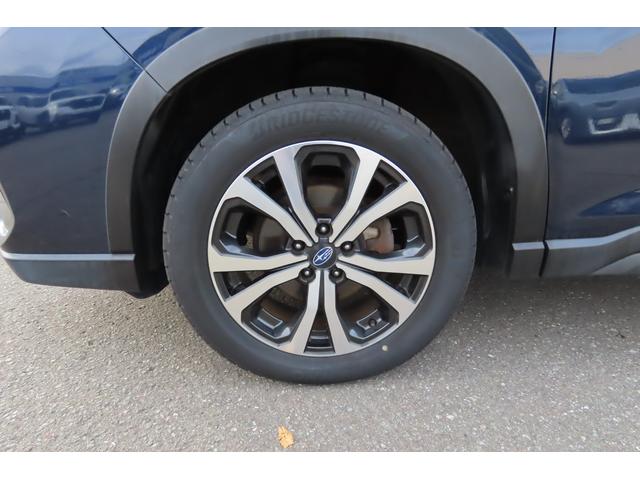 フォレスター Premium EyeSight搭載車 フォレスタープレミアム、スマートリアビューミラー、サイドビューモニター、フロントグリルカメラ、X-MODE、ヒルディセントコントロール、スペアタイヤ、シートヒーター(11枚目)