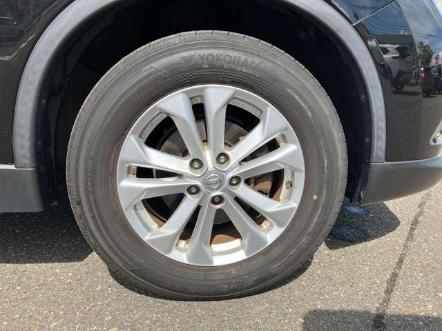 エクストレイル ２．０　２０Ｘ　エマージェンシーブレーキパッケージ　２列車　４ＷＤ（15枚目）