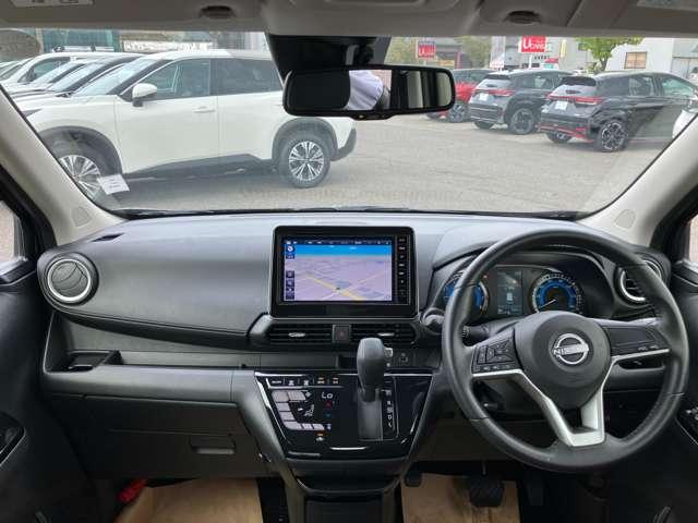デイズ ６６０　ハイウェイスターＸ　純正９インチナビ・アラウンドビューモニタ（4枚目）