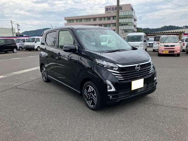 デイズ ６６０　ハイウェイスターＸ　純正９インチナビ・アラウンドビューモニタ（19枚目）