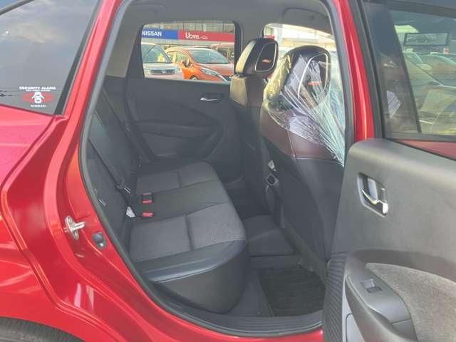 オーラ １．２　Ｇ　ＦＯＵＲ　４ＷＤ　メーカーナビ・プロパイロット・ＢＯＳＥスピー（16枚目）