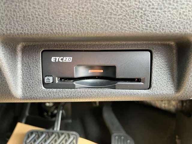 リーフ ｅ＋　アーバンクロム　メーカーナビ・アラウンドビューモニター・（8枚目）