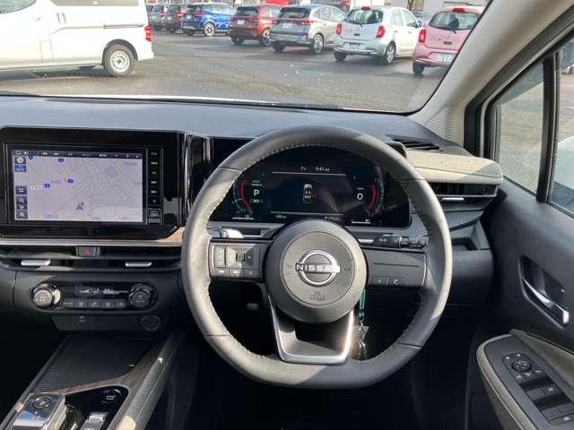 �n���h���X�C�b�`�ŃI�[�f�B�I���삪�ł��܂��B��𗣂������ʓ��𒲐��ł���̂ň��S�ł���