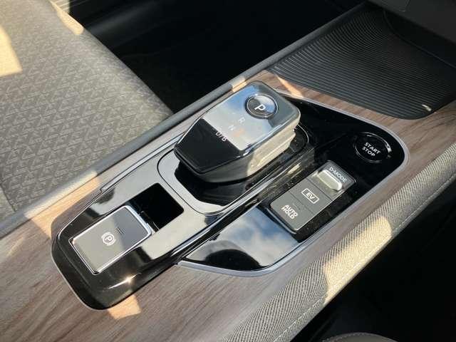 �V�t�g���o�[���聙