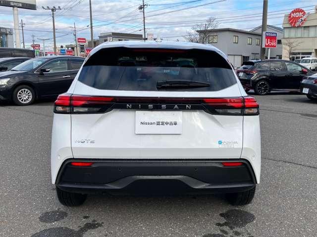 �Ηj���`�y�j���͂X�F�R�O�`�P�W�F�R�O�A���j�j���͂X�F�R�O�`�P�W�F�O�O�܂ŉc�Ƃ��Ă���܂��B�i���T���j�͒�x���ƂȂ�܂��j