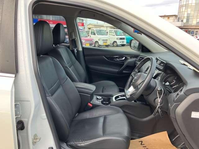 エクストレイル ２．０　２０Ｘｉ　２列車　４ＷＤ（15枚目）