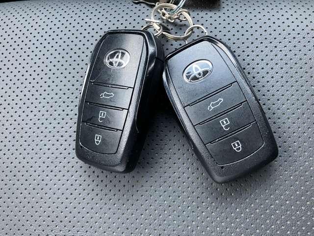 プリウス ２．０　Ｚ（10枚目）