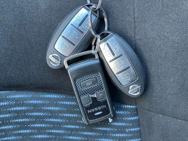 �n���h���X�C�b�`�ŃI�[�f�B�I���삪�ł��܂��B��𗣂������ʓ��𒲐��ł���̂ň��S�ł���