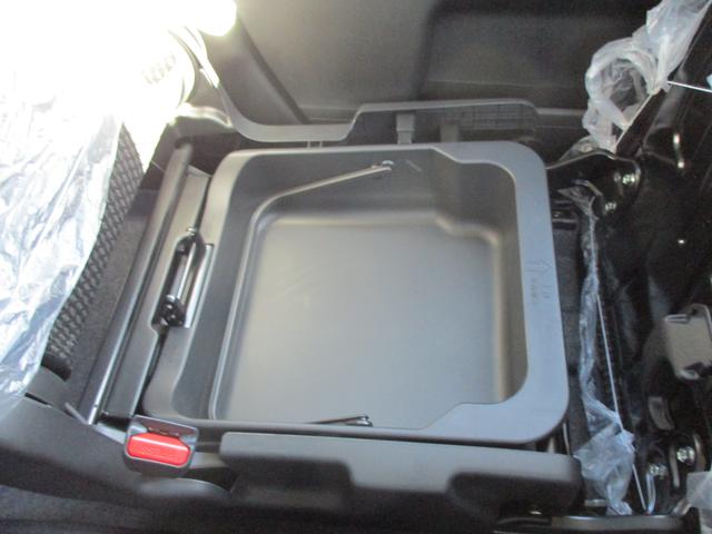 ハスラー ＨＹＢＲＩＤ　Ｇ　３型　４ＷＤ　オーディオレス　オートライト　プッシュスタート　オートエアコン　シートヒーター　スズキセーフティーサポート　４ＷＤ　衝突被害軽減システム　アイドリングストップ衝突安全ボディ　ＬＥＤヘッドライト　クルーズコントロール（16枚目）