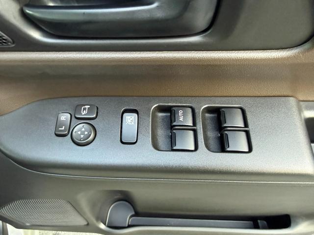 スペーシア ＨＹＢＲＩＤ　Ｘ　オーディオレス　衝突軽減ブレーキ　プッシュスタート　スライドドア　オートライト　シートヒーター　オートエアコン　衝突被害軽減システム　衝突安全ボディ　衝突安全ボディ　盗難防止システム（29枚目）