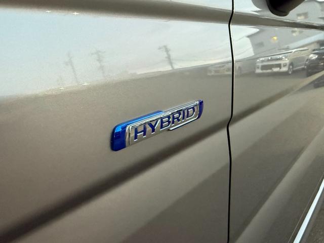 スペーシアカスタム カスタム　ＨＹＢＲＩＤ　ＸＳターボ　オーディオレス　プッシュスタート　オートライト　スライドドア　シートヒーター　オートエアコン　スズキセーフティーサポート　衝突被害軽減システム　衝突安全ボディ　盗難防止システム（15枚目）