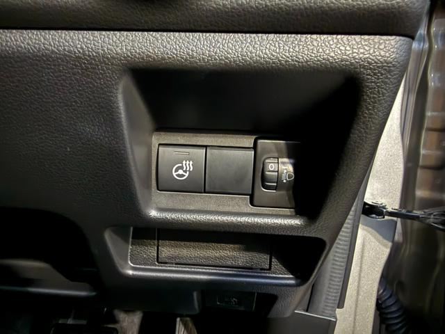 スペーシアカスタム カスタム　ＨＹＢＲＩＤ　ＸＳターボ　オーディオレス　プッシュスタート　オートライト　スライドドア　シートヒーター　オートエアコン　スズキセーフティーサポート　衝突被害軽減システム　衝突安全ボディ　盗難防止システム（38枚目）