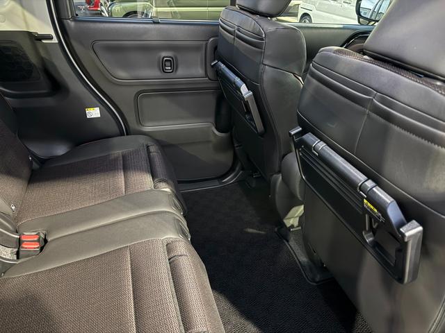 スペーシアカスタム カスタム　ＨＹＢＲＩＤ　ＸＳターボ　オーディオレス　プッシュスタート　オートライト　スライドドア　シートヒーター　オートエアコン　スズキセーフティーサポート　衝突被害軽減システム　衝突安全ボディ　盗難防止システム（57枚目）