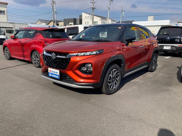 フロンクス 1型 衝突軽減ブレーキ付 全方位カメラ付きナビゲーション オートライト 純正ナビ バックカメラ Bluetooth プッシュスタート シートヒーター オートエアコン スズキセーフティーサポート 衝突被害軽減システム アイドリングストップ 衝突安全ボディ(2枚目)