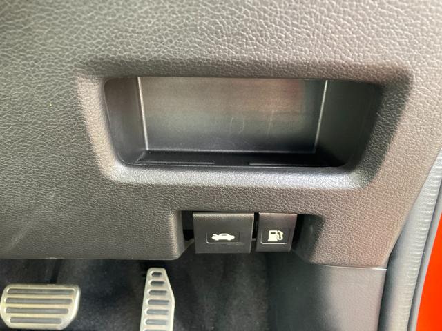 フロンクス 1型 衝突軽減ブレーキ付 全方位カメラ付きナビゲーション オートライト 純正ナビ バックカメラ Bluetooth プッシュスタート シートヒーター オートエアコン スズキセーフティーサポート 衝突被害軽減システム アイドリングストップ 衝突安全ボディ(16枚目)