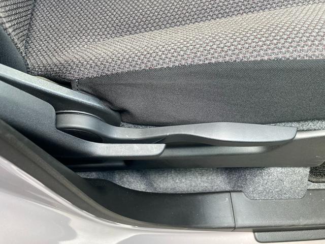 ワゴンＲスマイル ＨＹＢＲＩＤ　Ｓ　３型　衝突軽減ブレーキ　オーディオレス　プッシュスタート　スライドドア　オートライト　オートエアコン　シートヒーター　スズキセーフティーサポート　衝突被害軽減システム　アイドリングストップ　衝突安全ボディ　盗難防止システム（16枚目）