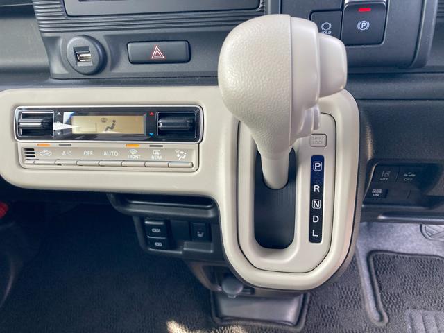 ワゴンＲスマイル ＨＹＢＲＩＤ　Ｓ　３型　衝突軽減ブレーキ　全方位カメラ付ナビ　純正ナビ　Ｂｌｕｅｔｏｏｔｈ　オートライト　スライドドア　バックカメラ　プッシュスタート　シートヒーター　オートエアコン　スズキセーフティーサポート　衝突被害軽減システム　アイドリングストップ（11枚目）