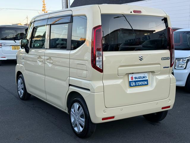 スペーシア ＨＹＢＲＩＤ　Ｘ　衝突軽減ブレーキ　全方位カメラ付き純正ナビ　純正ナビ　オートライト　バックカメラ　Ｂｌｕｅｔｏｏｔｈ　プッシュスタート　シートヒーター　オートエアコン　スズキセーフティーサポート　衝突被害軽減システム　アイドリングストップ　衝突安全ボディ（7枚目）