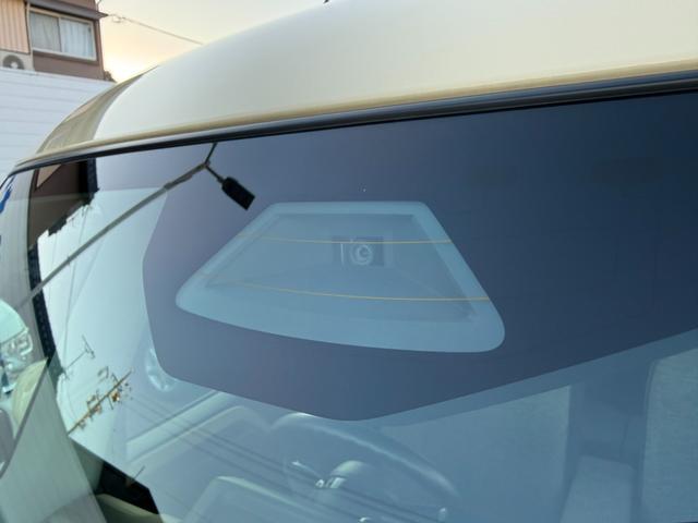 スペーシア ＨＹＢＲＩＤ　Ｘ　衝突軽減ブレーキ　全方位カメラ付き純正ナビ　純正ナビ　オートライト　バックカメラ　Ｂｌｕｅｔｏｏｔｈ　プッシュスタート　シートヒーター　オートエアコン　スズキセーフティーサポート　衝突被害軽減システム　アイドリングストップ　衝突安全ボディ（15枚目）