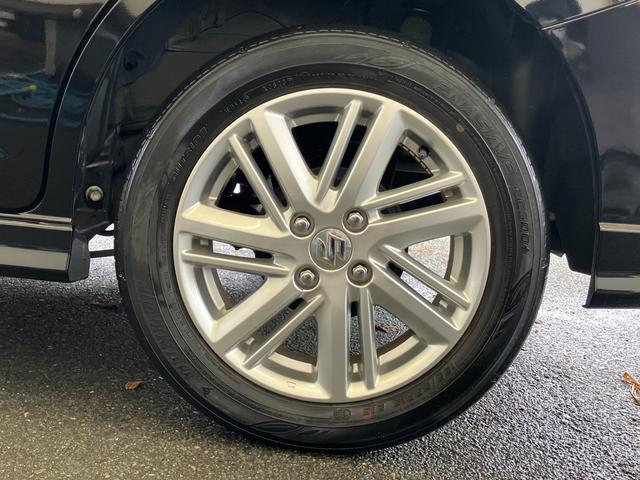 ソリオ ＨＹＢＲＩＤ　ＭＸ　衝突軽減ブレーキ　ナビゲ－ション　純正ナビ　Ｂｌｕｅｔｏｏｔｈ　オートライト　スライドドア　プッシュスタート　シートヒーター　オートエアコン　スズキセーフティーサポート　衝突被害軽減システム　横滑り防止機能　衝突安全ボディ（11枚目）