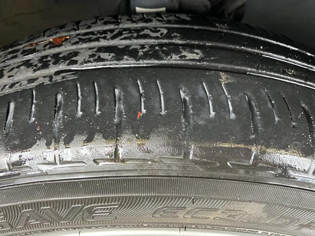 ソリオ ＨＹＢＲＩＤ　ＭＸ　衝突軽減ブレーキ　ナビゲ－ション　純正ナビ　Ｂｌｕｅｔｏｏｔｈ　オートライト　スライドドア　プッシュスタート　シートヒーター　オートエアコン　スズキセーフティーサポート　衝突被害軽減システム　横滑り防止機能　衝突安全ボディ（14枚目）