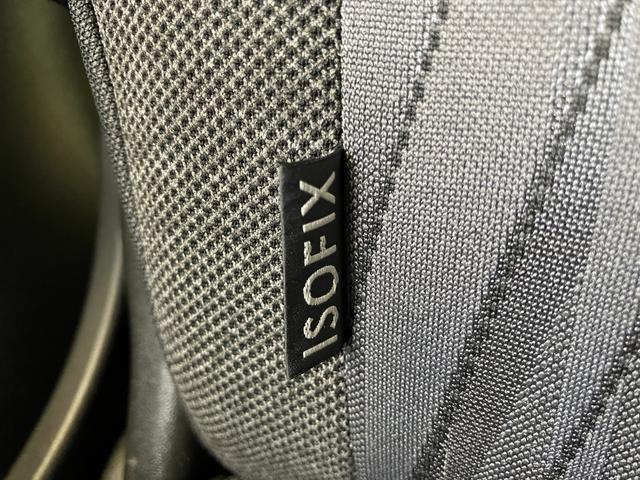 ソリオ ＨＹＢＲＩＤ　ＭＸ　衝突軽減ブレーキ　ナビゲ－ション　純正ナビ　Ｂｌｕｅｔｏｏｔｈ　オートライト　スライドドア　プッシュスタート　シートヒーター　オートエアコン　スズキセーフティーサポート　衝突被害軽減システム　横滑り防止機能　衝突安全ボディ（32枚目）