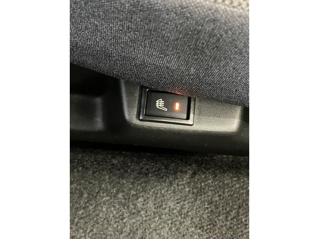 ソリオ ＨＹＢＲＩＤ　ＭＸ　衝突軽減ブレーキ　ナビゲ－ション　純正ナビ　Ｂｌｕｅｔｏｏｔｈ　オートライト　スライドドア　プッシュスタート　シートヒーター　オートエアコン　スズキセーフティーサポート　衝突被害軽減システム　横滑り防止機能　衝突安全ボディ（50枚目）