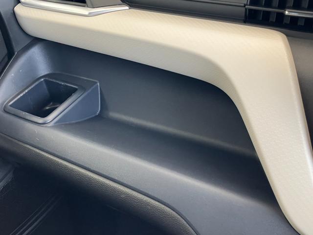 ソリオ ＨＹＢＲＩＤ　ＭＸ　衝突軽減ブレーキ　ナビゲ－ション　純正ナビ　Ｂｌｕｅｔｏｏｔｈ　オートライト　スライドドア　プッシュスタート　シートヒーター　オートエアコン　スズキセーフティーサポート　衝突被害軽減システム　横滑り防止機能　衝突安全ボディ（51枚目）