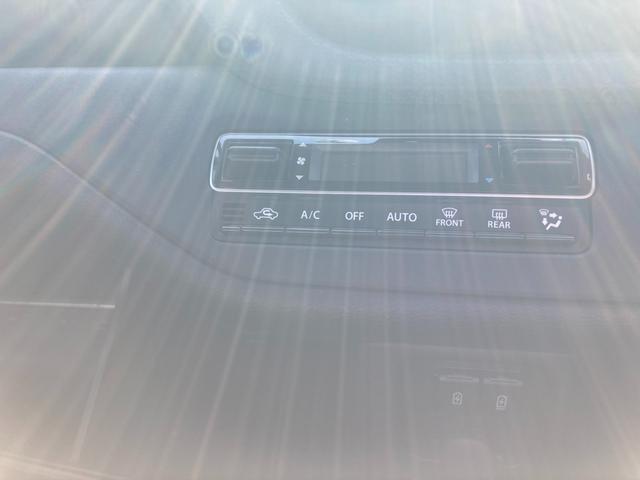 ソリオ ＨＹＢＲＩＤ　ＳＺ　２型　衝突軽減ブレーキ　ナビゲーション　純正ナビ　Ｂｌｕｅｔｏｏｔｈ　オートライト　スライドドア　プッシュスタート　オートエアコン　シートヒーター　スズキセーフティーサポート　衝突被害軽減システム　アイドリングストップ　衝突安全ボディ（5枚目）