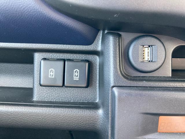 アルト ＨＹＢＲＩＤ　Ｘ　３型　衝突軽減ブレーキ　全方位カメラ　オートライト　プッシュスタート　スズキセーフティーサポート　衝突被害軽減システム　　アイドリングストップ　衝突安全ボディ　盗難防止システム（12枚目）