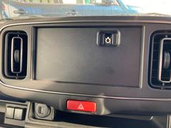 ��֤򥵥ݡ��Ȥ��������̥���顢�ܥ����ĤǱ��������ء��ȥåױ��������������������ˤʤ�ޤ����ָ�����¿����Хå���λ����ʬ����˥����˱Ǥ��Ф����Τǰ��������åס����ʥ�˥������ʥӤ�����Ǥ��� 6