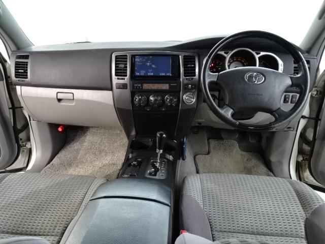 SSR-Xリミテッド ワンオーナー HDDナビ ETC 純正アルミホイール 走行距離32,000km 4,000cc 4WD(3枚目)