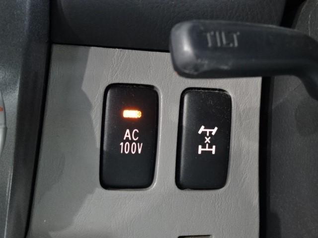 SSR-Xリミテッド ワンオーナー HDDナビ ETC 純正アルミホイール 走行距離32,000km 4,000cc 4WD(9枚目)