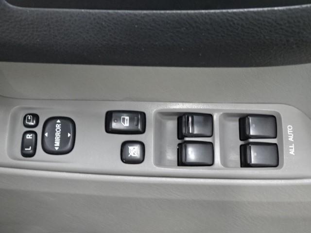 SSR-Xリミテッド ワンオーナー HDDナビ ETC 純正アルミホイール 走行距離32,000km 4,000cc 4WD(11枚目)