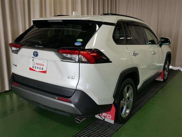 ＲＡＶ４ ハイブリッドＧ　４ＷＤ　フルセグ　メモリーナビ　ミュージックプレイヤー接続可　バックカメラ　衝突被害軽減システム　ＥＴＣ　ＬＥＤヘッドランプ　ウオークスルー　ワンオーナー（4枚目）