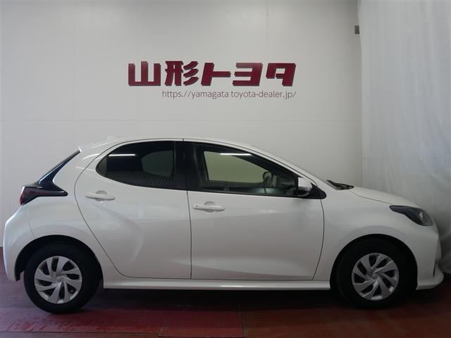 ヤリス G メモリーナビ ミュージックプレイヤー接続可 バックカメラ 衝突被害軽減システム ETC(3枚目)