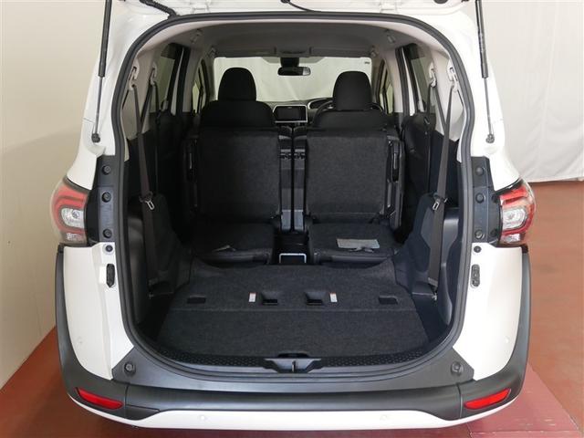 シエンタ G 4WD フルセグ メモリーナビ DVD再生 バックカメラ 衝突被害軽減システム ETC 両側電動スライド LEDヘッドランプ ウオークスルー 乗車定員6人 3列シート ワンオーナー(6枚目)