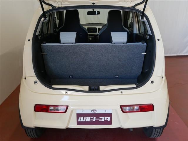 開口部の広いラゲージスペースは、荷物をラクラク積み込めます。