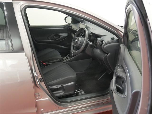 ヤリス G メモリーナビ ミュージックプレイヤー接続可 バックカメラ 衝突被害軽減システム ETC(5枚目)