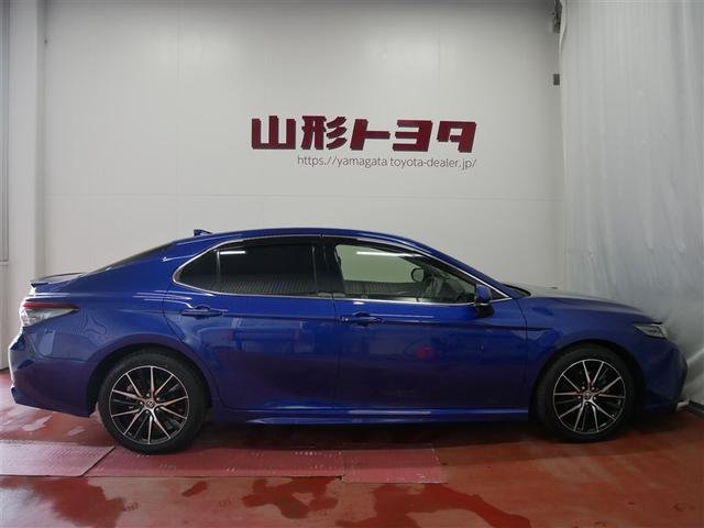 カムリ ＷＳレザーパッケージ　革シート　フルセグ　メモリーナビ　ＤＶＤ再生　ミュージックプレイヤー接続可　バックカメラ　衝突被害軽減システム　ＥＴＣ　ＬＥＤヘッドランプ　ワンオーナー（3枚目）