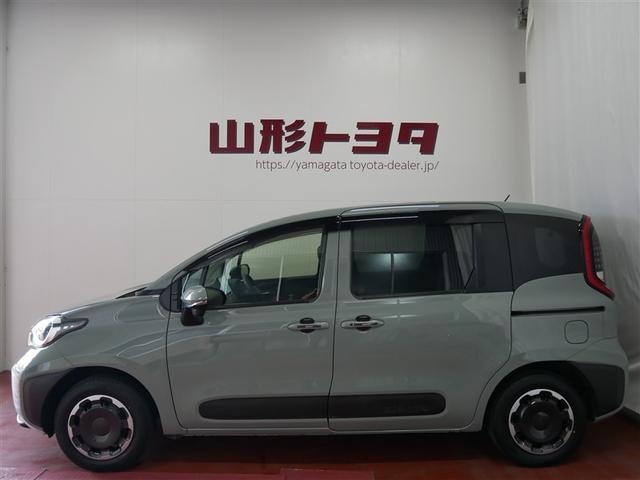 シエンタ ハイブリッドＺ　４ＷＤ　フルセグ　メモリーナビ　ミュージックプレイヤー接続可　バックカメラ　衝突被害軽減システム　ＥＴＣ　両側電動スライド　ＬＥＤヘッドランプ　ウオークスルー　ワンオーナー（2枚目）