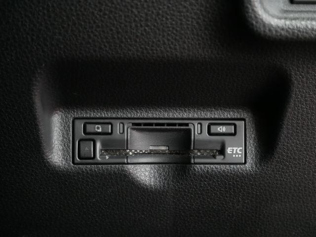 シエンタ ハイブリッドＺ　４ＷＤ　フルセグ　メモリーナビ　ミュージックプレイヤー接続可　バックカメラ　衝突被害軽減システム　ＥＴＣ　両側電動スライド　ＬＥＤヘッドランプ　ウオークスルー　ワンオーナー（21枚目）