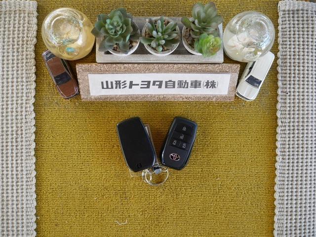 ヴォクシー S-G 4WD フルセグ メモリーナビ DVD再生 ミュージックプレイヤー接続可 後席モニター バックカメラ 衝突被害軽減システム ETC 両側電動スライド LEDヘッドランプ ウオークスルー 乗車定員8人(35枚目)