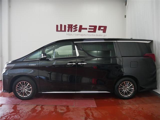 アルファードハイブリッド ＨＶ　革シート　４ＷＤ　フルセグ　メモリーナビ　ＤＶＤ再生　ミュージックプレイヤー接続可　後席モニター　バックカメラ　衝突被害軽減システム　ＥＴＣ　ドラレコ　両側電動スライド　ＨＩＤヘッドライト　３列シート（2枚目）