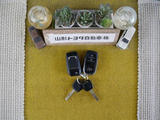 ハイラックス Ｚ　４ＷＤ　衝突被害軽減システム　ＬＥＤヘッドランプ　アイドリングストップ　ディーゼル（27枚目）